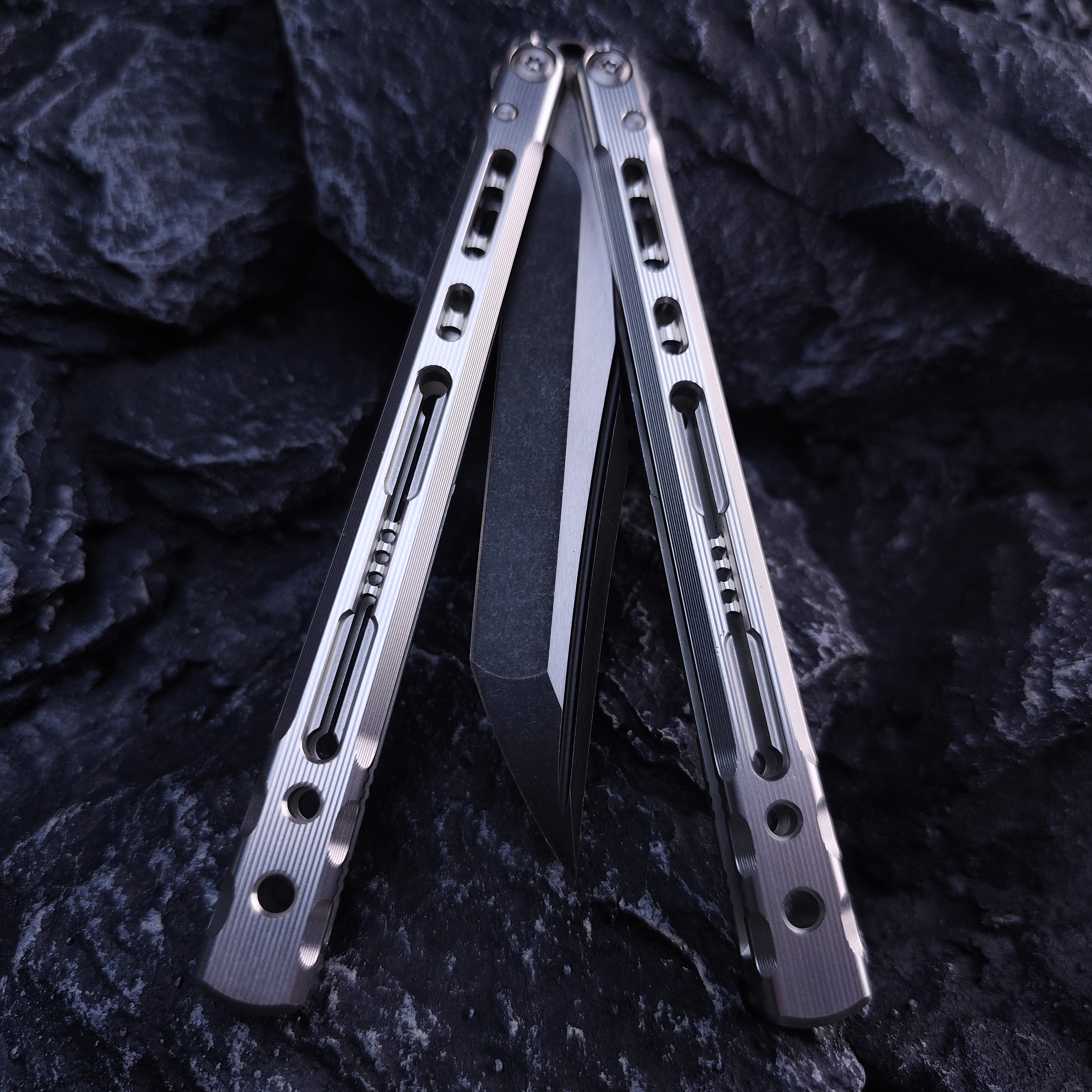 スポーツトイ・アクショントイ LDY balisong Sirius V4(Ti-Plate) Sirius (Ti-Plate) – LDY Balisong