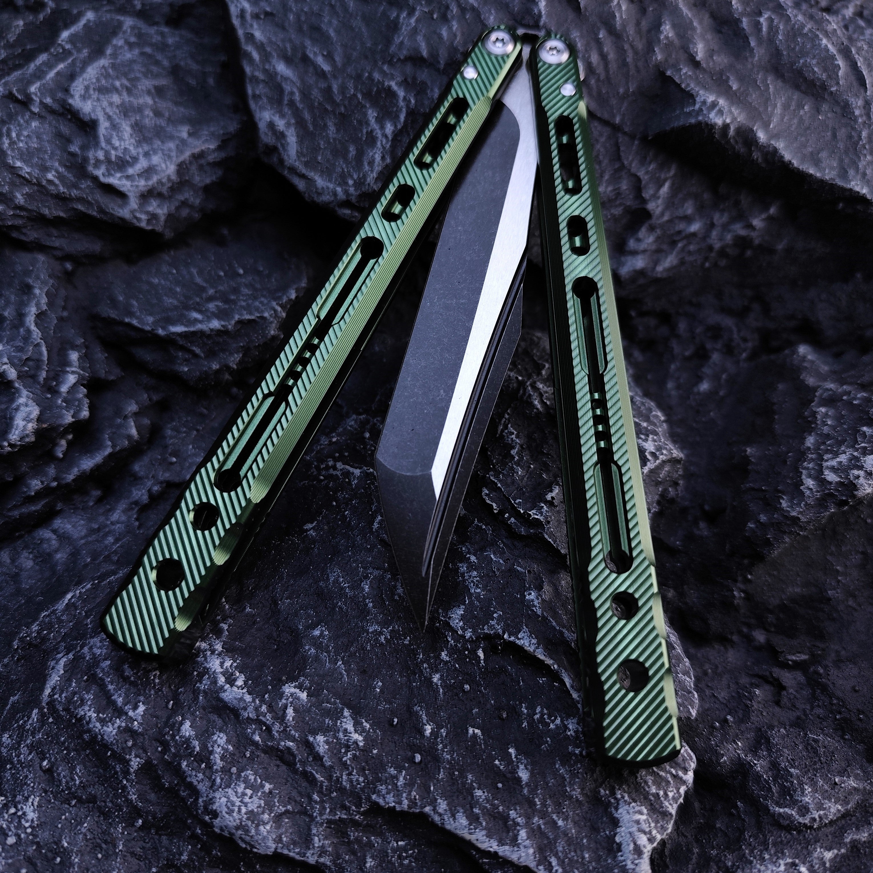 スポーツトイ・アクショントイ LDY balisong Sirius V4(Ti-Plate) Sirius – LDY Balisong